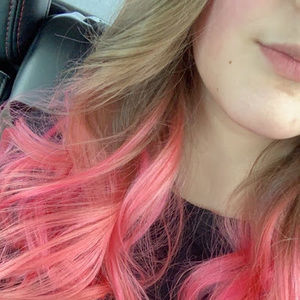 Meet your Posher, Sydni